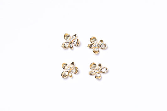 "Lovely Little Flowers" Charm AF661✨