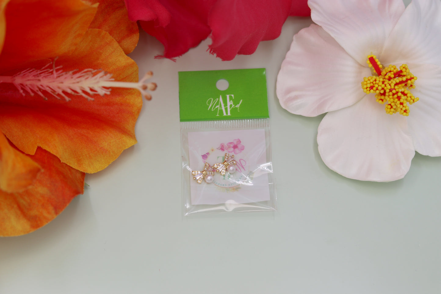 "Pearl Bow" Charm AF1171✨